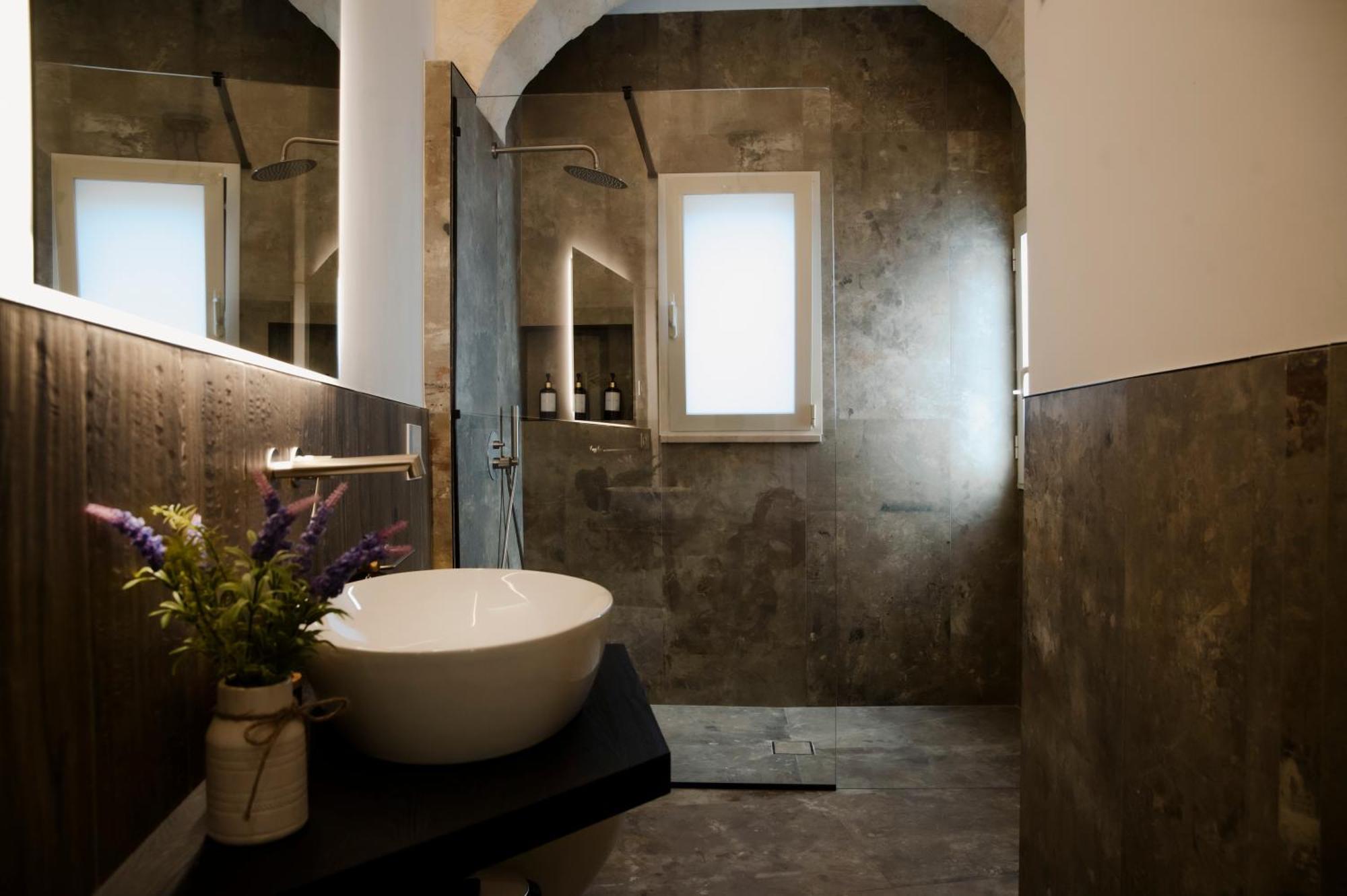 Petrina Home - Suite Rooms Barletta Exterior photo