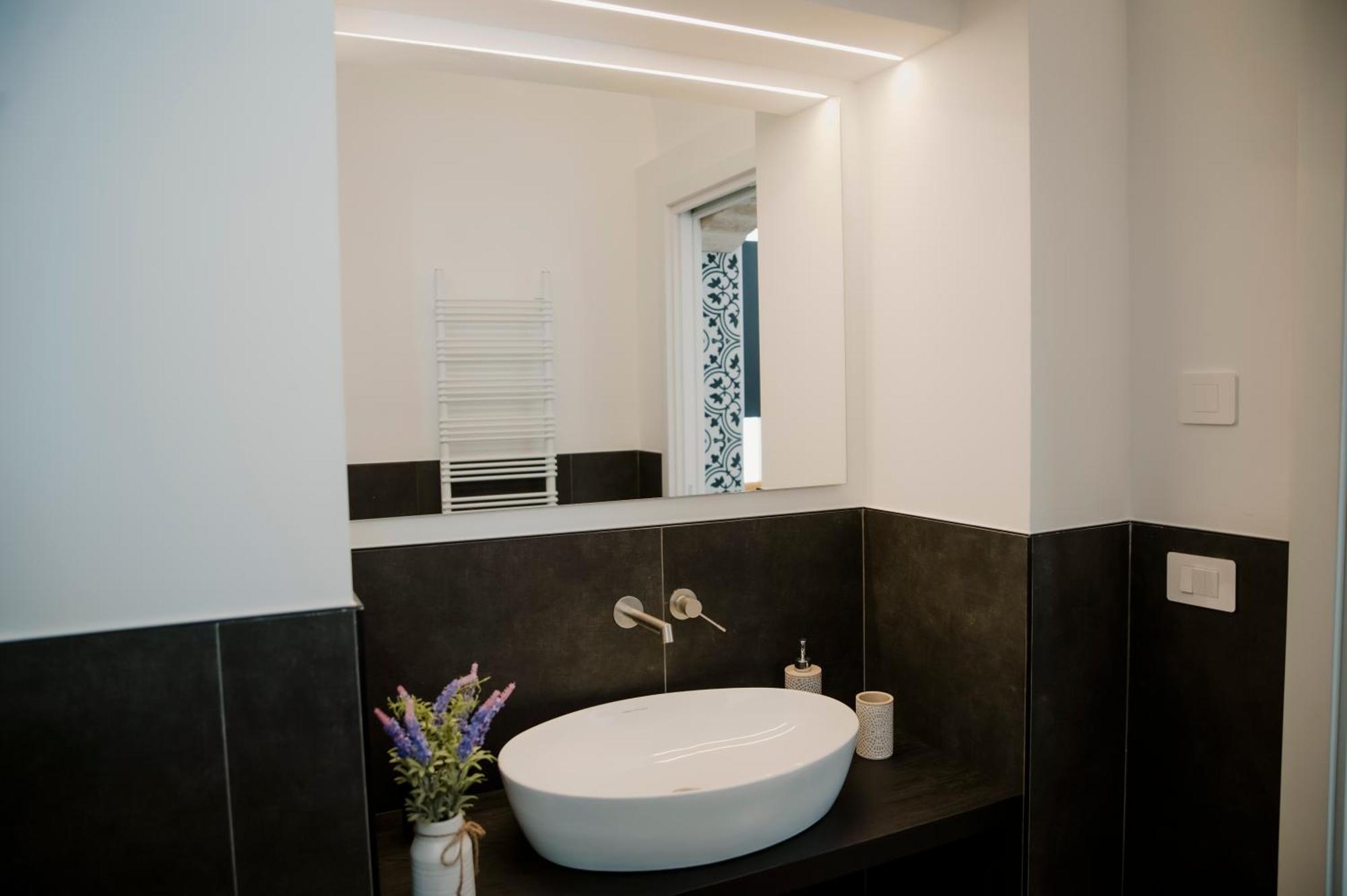 Petrina Home - Suite Rooms Barletta Exterior photo